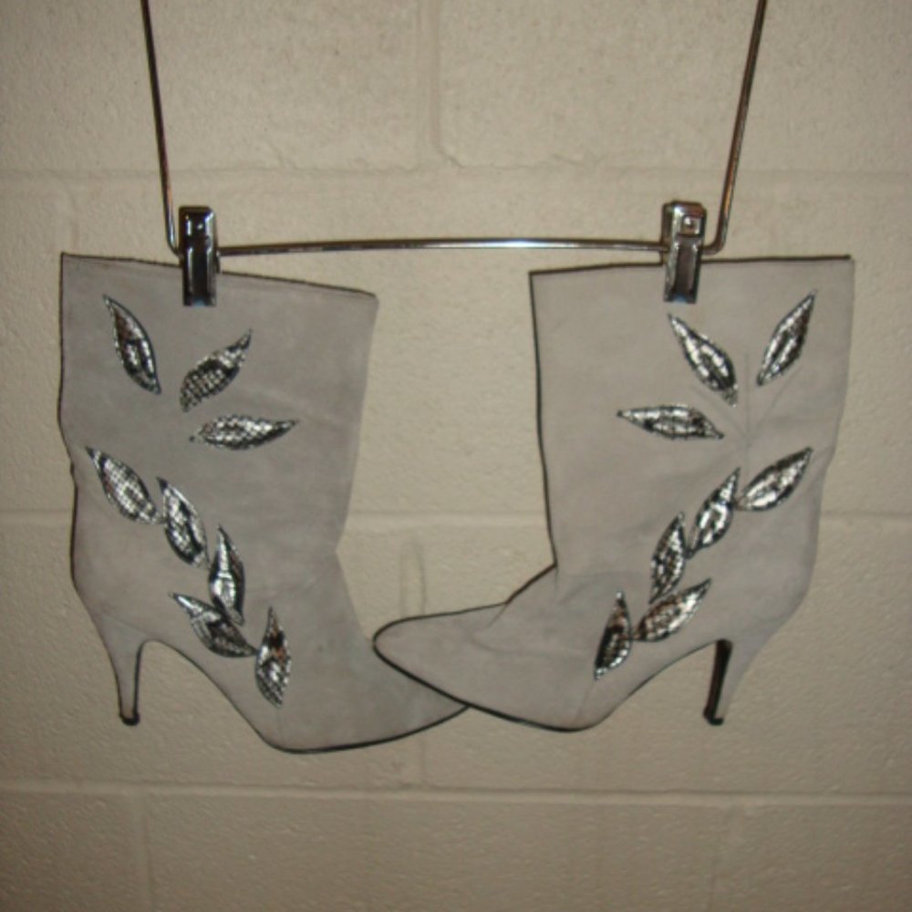 Dove Gray Suede Leather Booties size 7